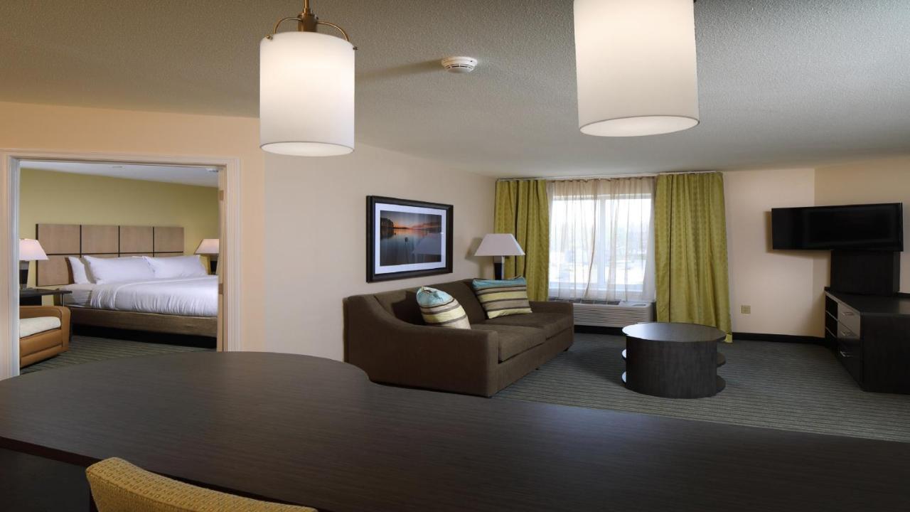Candlewood Suites - Newark South - University Area By Ihg Экстерьер фото