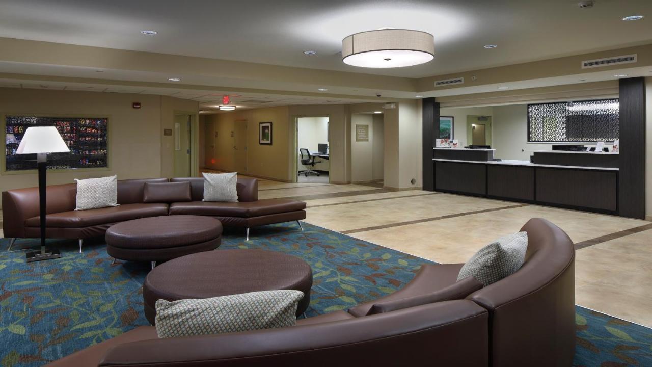 Candlewood Suites - Newark South - University Area By Ihg Экстерьер фото